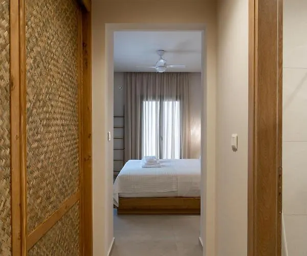 Gatzeas Blue Holiday home *